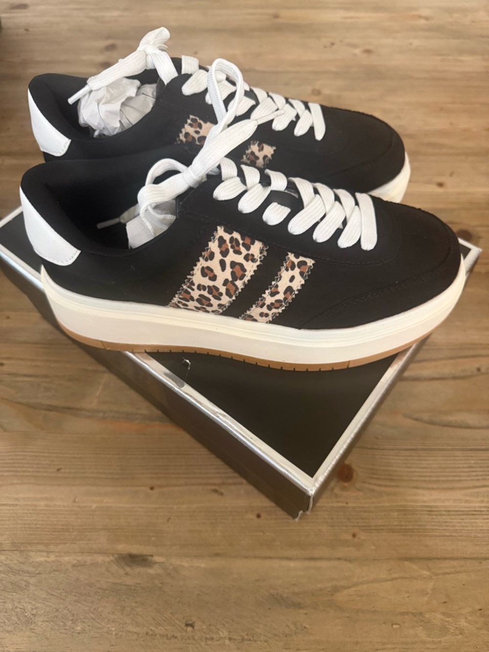 Madden Girl Navida Platform Sneakers, Black/Leopard, Size 8, New In Box